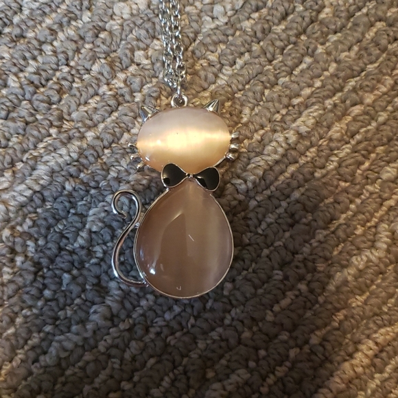 Nwt Rickis Long Cat Necklace 